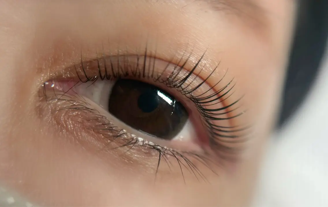 マツエク・マツパ マツパ (eyelist) NANAの眉毛・アイブロウイメージ