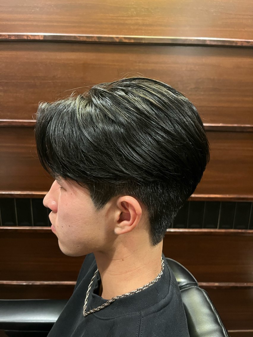 メンズ ヒロ銀座川崎 志田健介のヘアスタイル