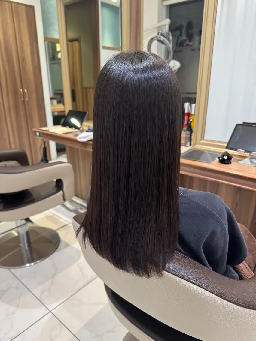 セミロング パーマ カット 縮毛矯正 カットカラーモデル 募集中店長　伊熊祐紀のヘアスタイル