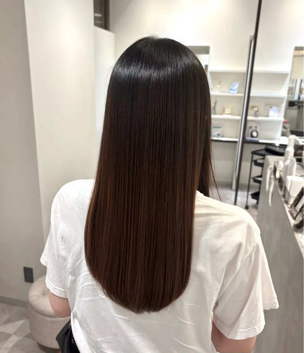 ロング トリートメント 縮毛矯正 トリートメント はしもとひより/ブリ ーチ矯正/艶カラーのヘアスタイル