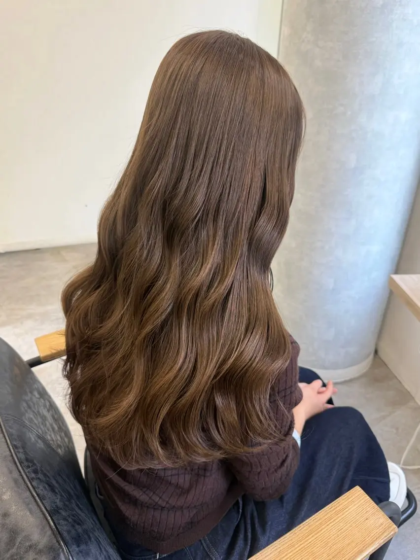 ロング カラー ヘアアレンジ ベージュカラー ヘーゼル ヘアカラー トリートメント Himawari♡ 柔らかいカラーのヘアスタイル