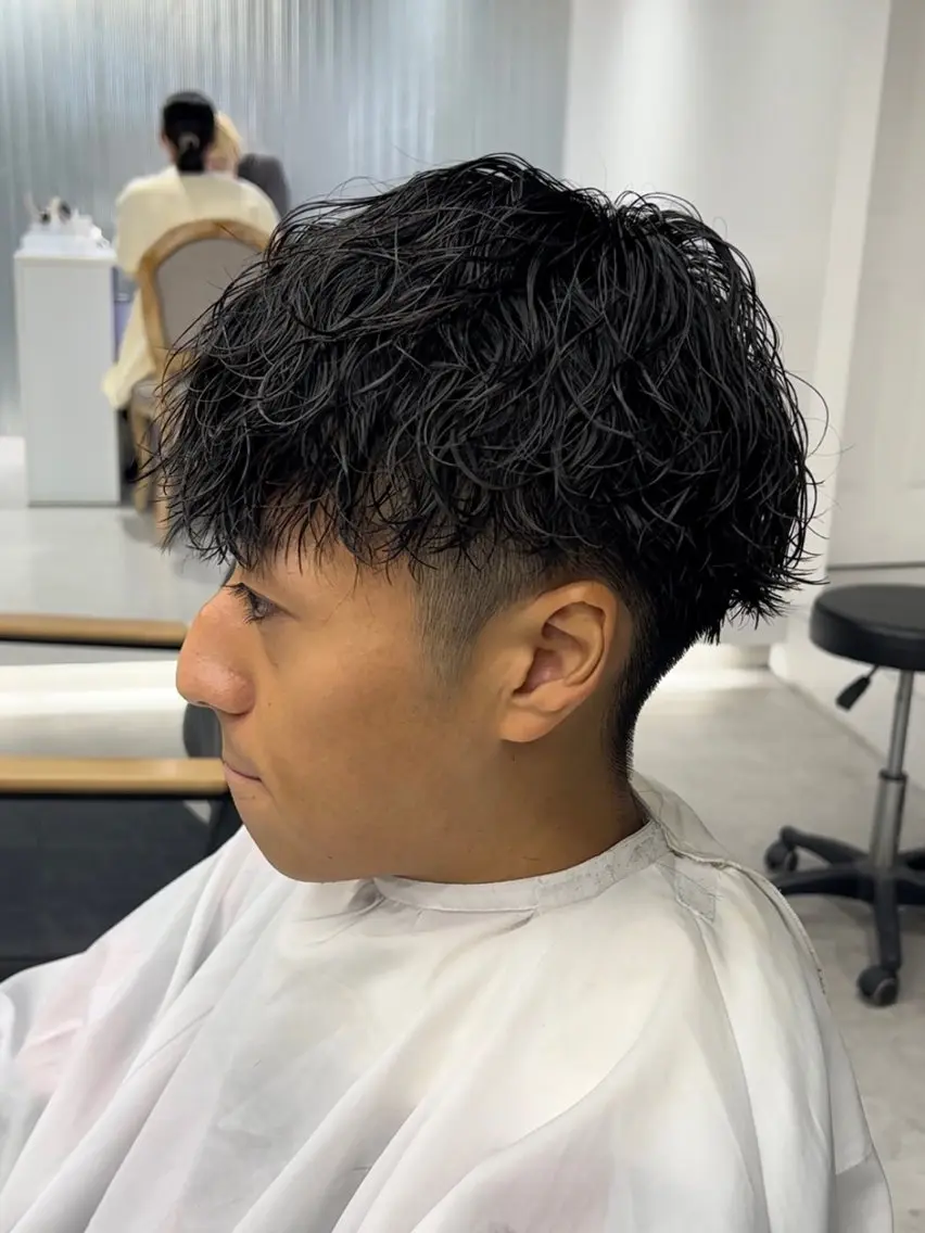 メンズカット+パーマ(ツイストスパイラル、波巻きパーマ可◎)の写真