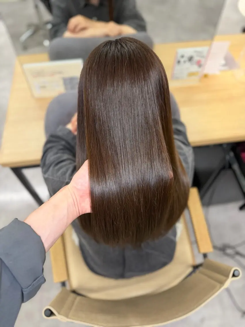 ロング 縮毛矯正 縮毛矯正 京谷 日向のヘアスタイル