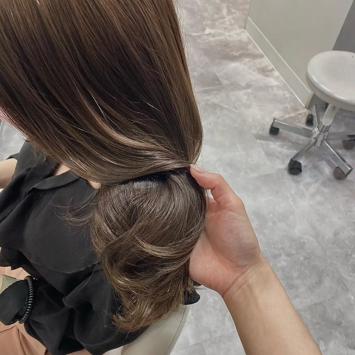 ロング カラー ベージュカラー トリートメント 心斎橋/ヘアセット MASAKIのヘアスタイル