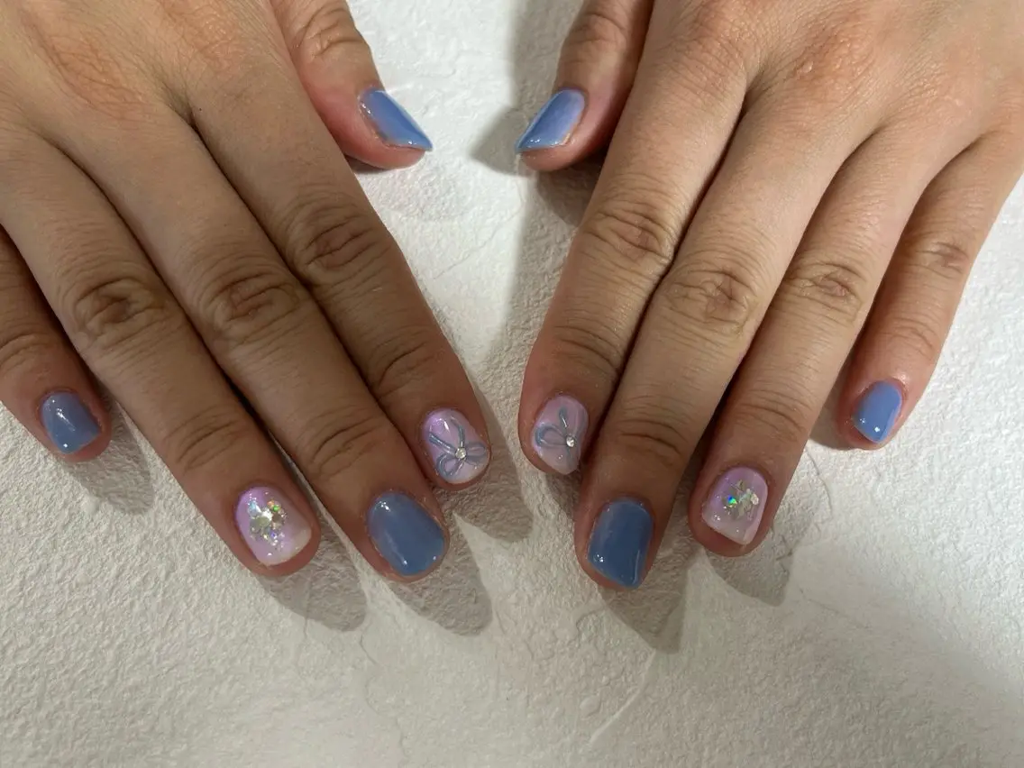 ネイル オーロラネイル フットネイル フレンチネイル ジェルネイル 韓国ネイル ハンドネイル kiki nail たまプラーザのネイルデザイン