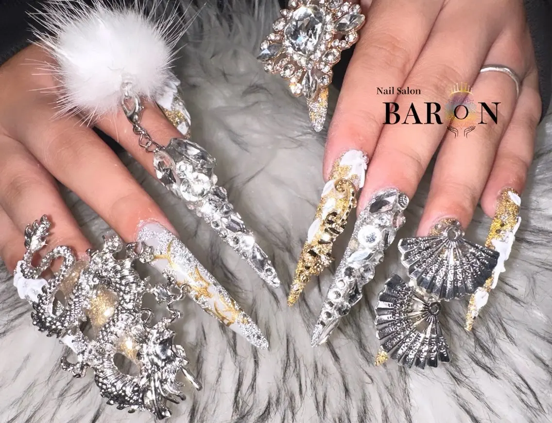 ネイル 持ち込み ハンドネイル ♛︎BARON♛︎ RIKAのネイルデザイン