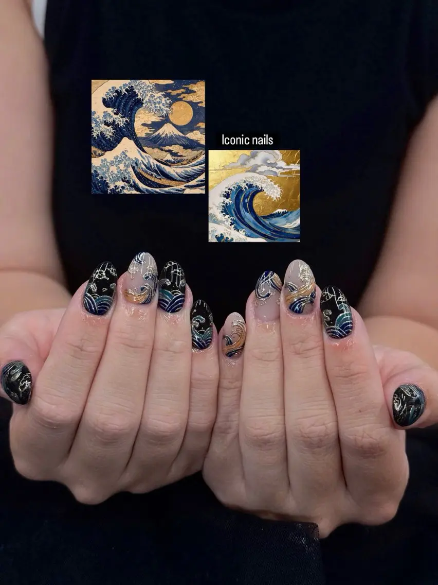 ネイル ゴールド 持ち込み ネイビー Iconic Nailのネイルデザイン
