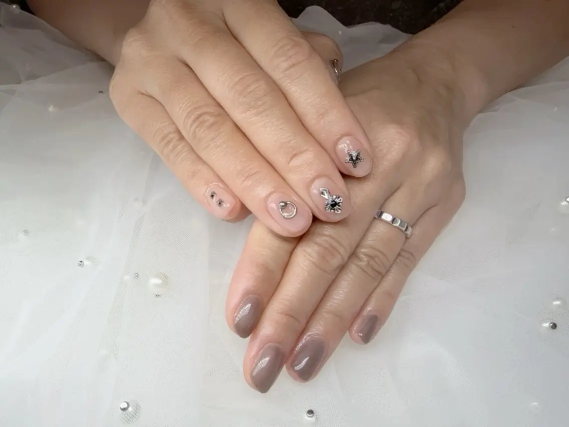 ネイル ハンドネイル Anna Nailのネイルデザイン
