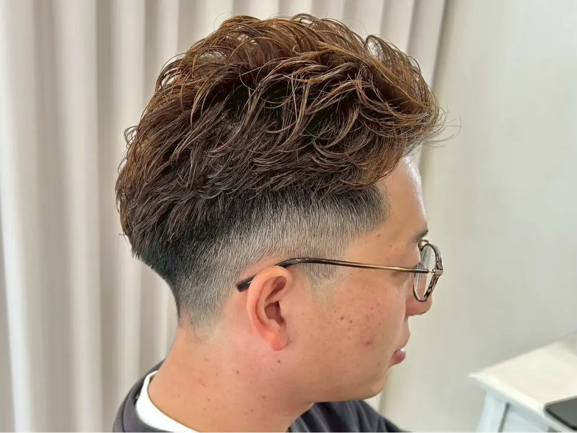 ショート センターパート 韓国ヘア・綾也のヘアスタイル