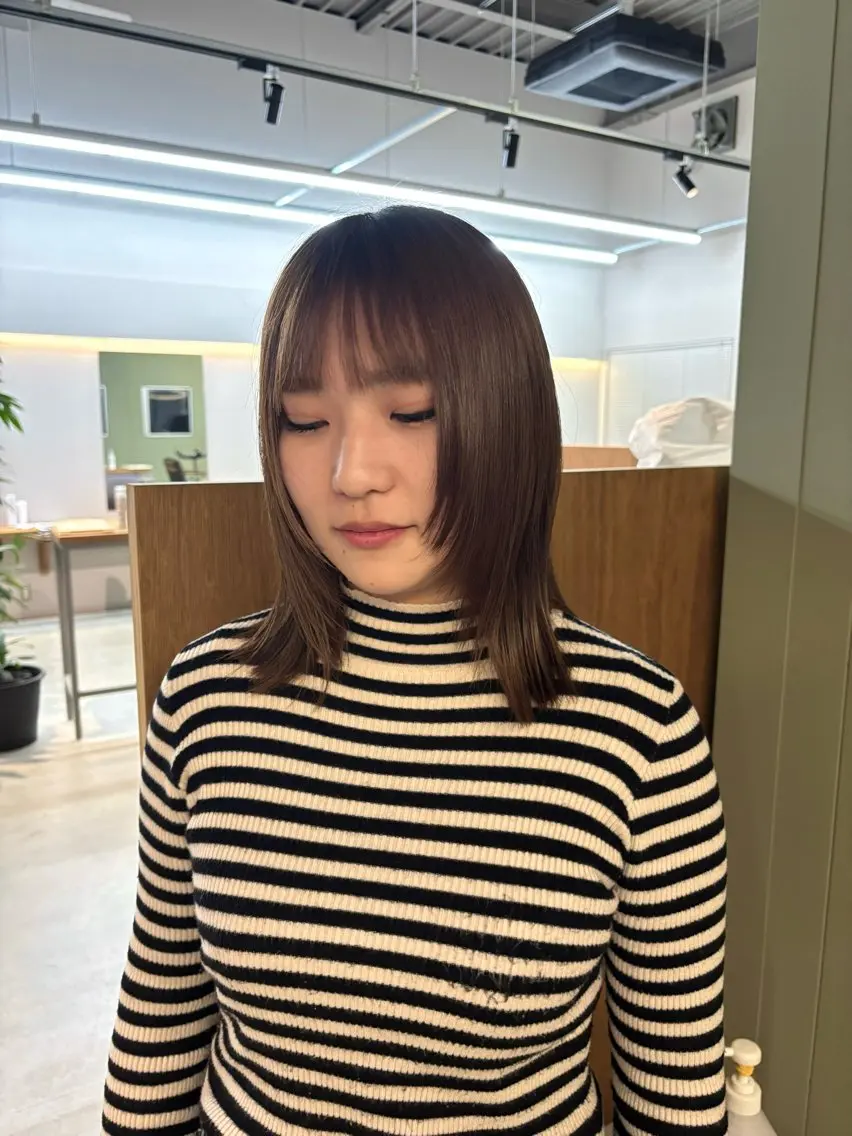 ミディアム 顔周りカット レイヤーカット 北森 愛唯のヘアスタイル