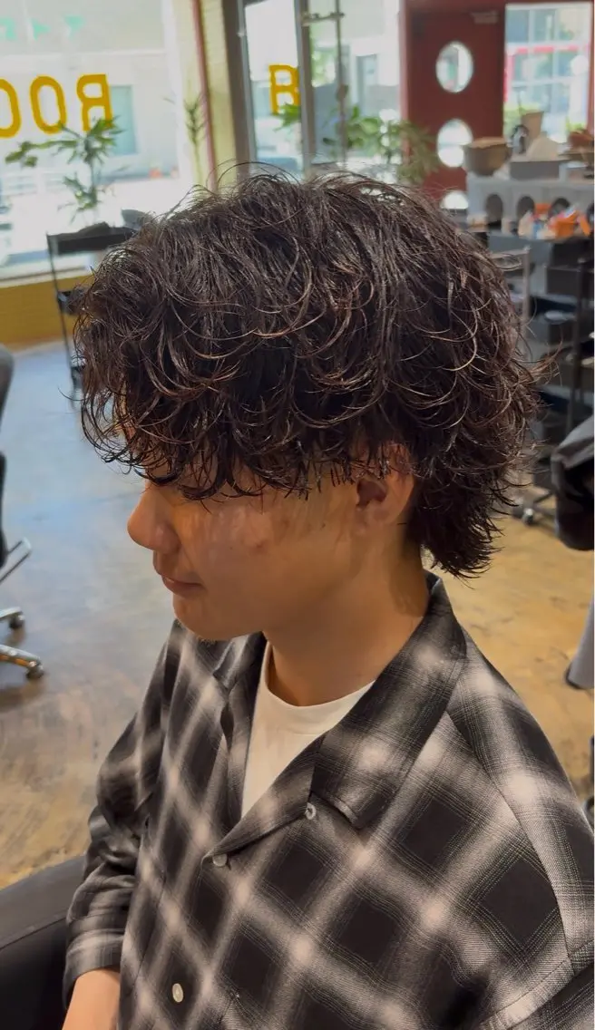 パーマ メンズ メンズパーマ 波巻きパーマ 林 侑弥のヘアスタイル