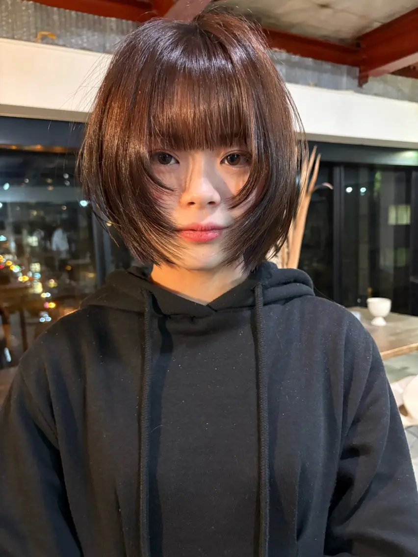 ショート 小顔垢抜けレイヤー/ ハイトーン/YUTOのヘアスタイル