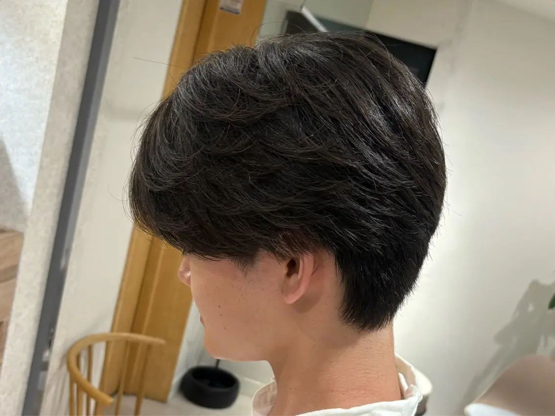 パーマ メンズ センターパート カット パーマ 🍁毛流れカット/ 石山浩二🍁のヘアスタイル