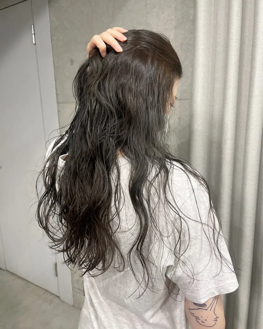 ミディアム カラー 表参道🌿赤み消し カラー/チナツのヘアスタイル