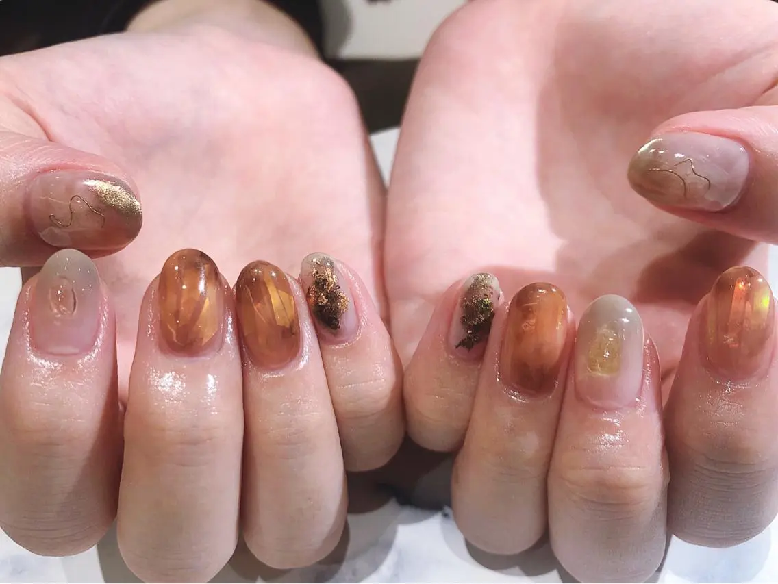 ショート カラー キッズ ネイル マツエク・マツパ illum hicariのネイルデザイン