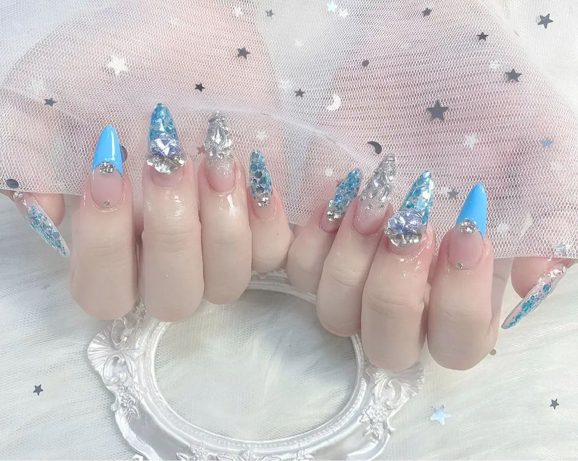 ネイル チークネイル 長さ出し フレンチネイル ジェルネイル グラデーション ハンドネイル THANHTHANH NAILのネイルデザイン