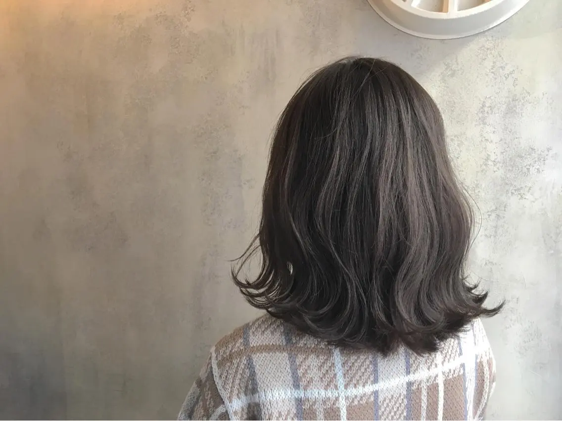ミディアム カラー グレージュ 半個室女性salon 🩰Natsumiのヘアスタイル