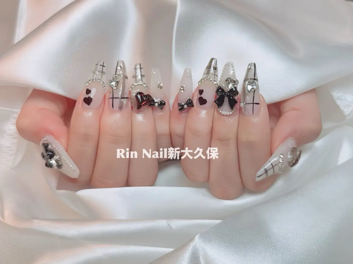 ネイル アートネイル フレンチネイル ジェルネイル 韓国ネイル マグネットネイル Rin Nail 新大久保店のネイルデザイン