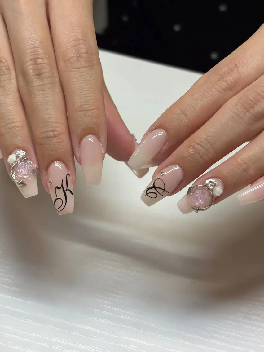 ネイル ハンドネイル SHION  のネイルデザイン