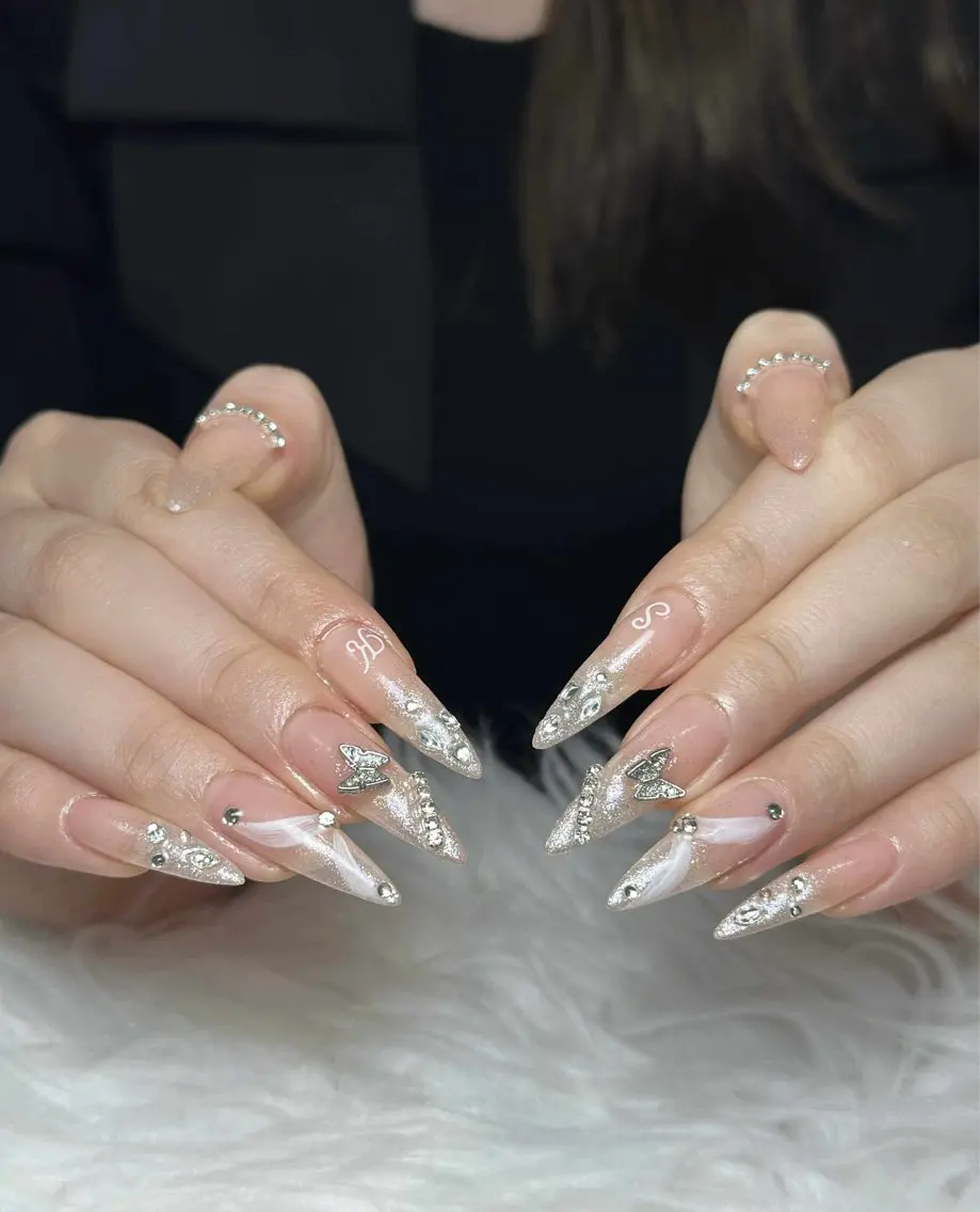 ネイル オーロラネイル ボルドー ブラウン 氷ネイル・うるうるネイル キラキラネイル ハンドネイル Julli NailStudioのネイルデザイン