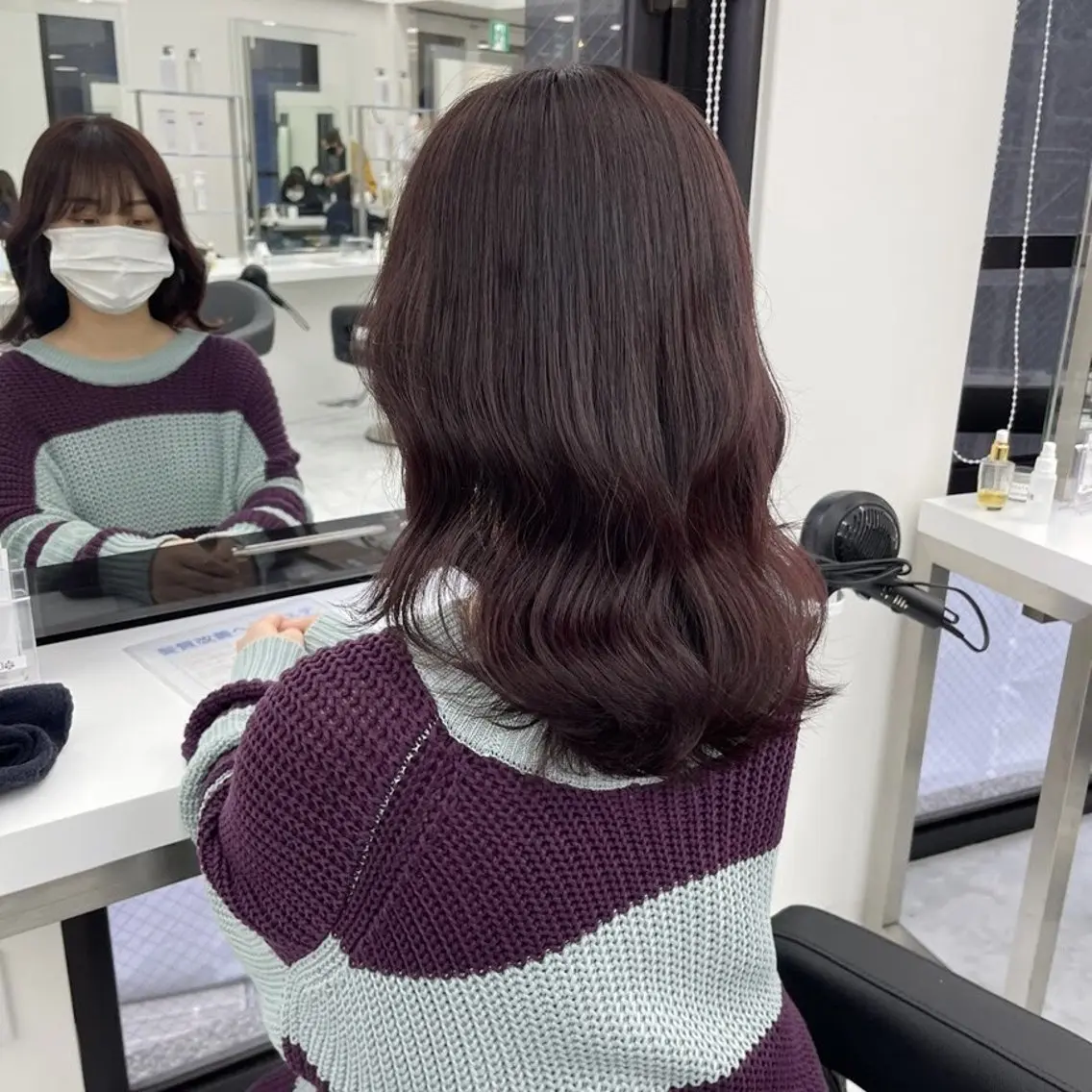 ミディアム カラー 🪞【公式】表参道 🪞knot🪞のヘアスタイル