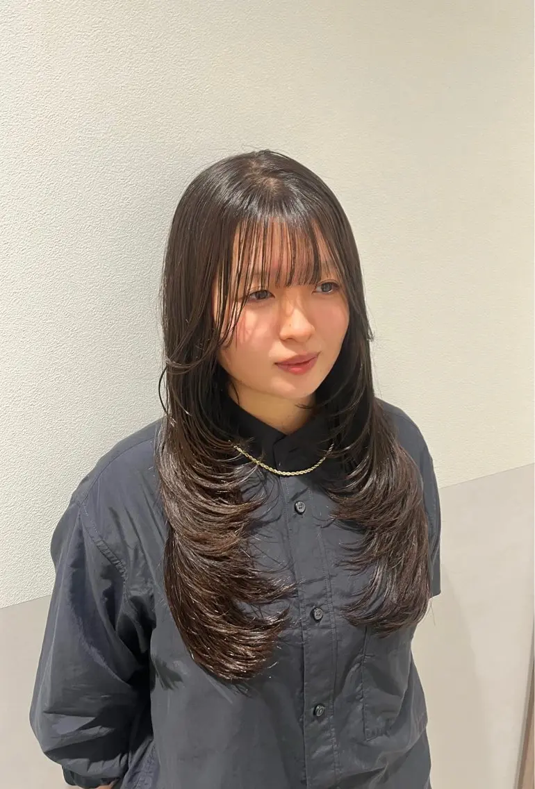 ロング 顔周りカット レイヤーカット ロング カット ヘアカラー トリートメント 大宮レイヤーカット× 透明感カラー　rioのヘアスタイル