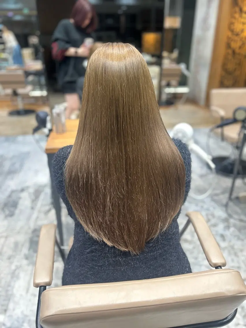 ロング カラー ベージュカラー オリーブベージュ ヘアカラー トリートメント 銀座/透明感カラー 🫧祝迫愛艶のヘアスタイル