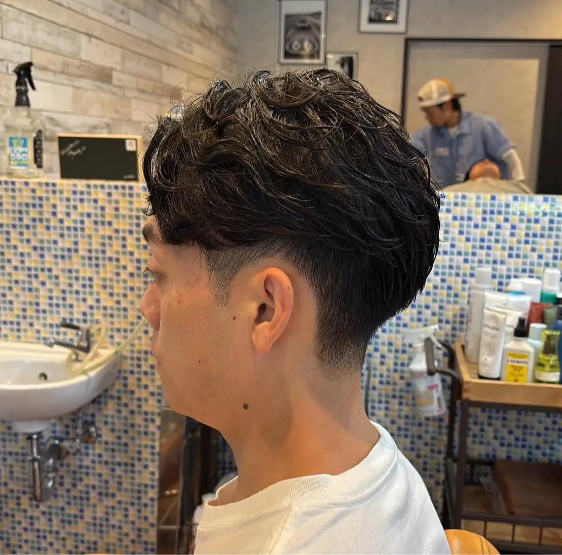 ショート パーマ メンズ センターパート メンズパーマ ニュアンスパーマ フクヤマサクラ /メンズカットのヘアスタイル