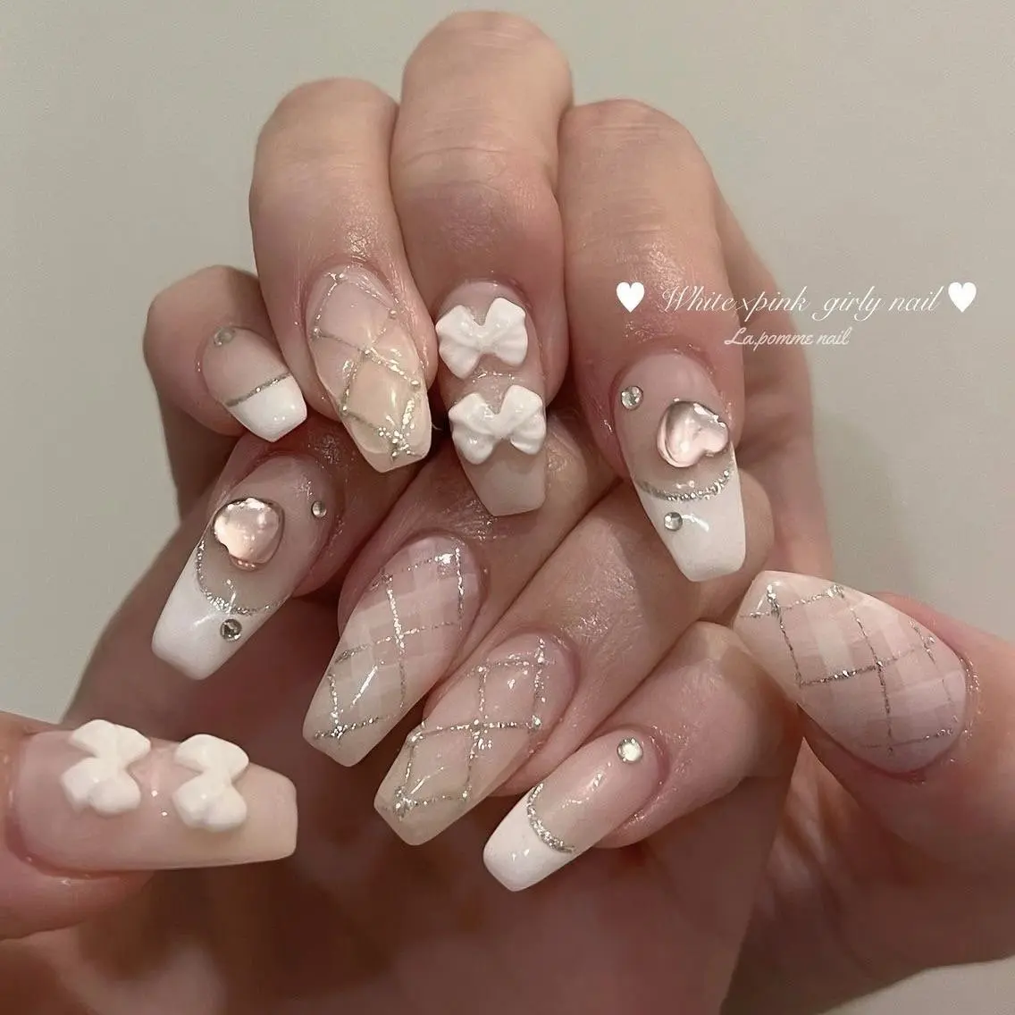 ネイル マグネットネイル ピンク ネイルチップ 冬ネイル Lee Nailsのネイルデザイン