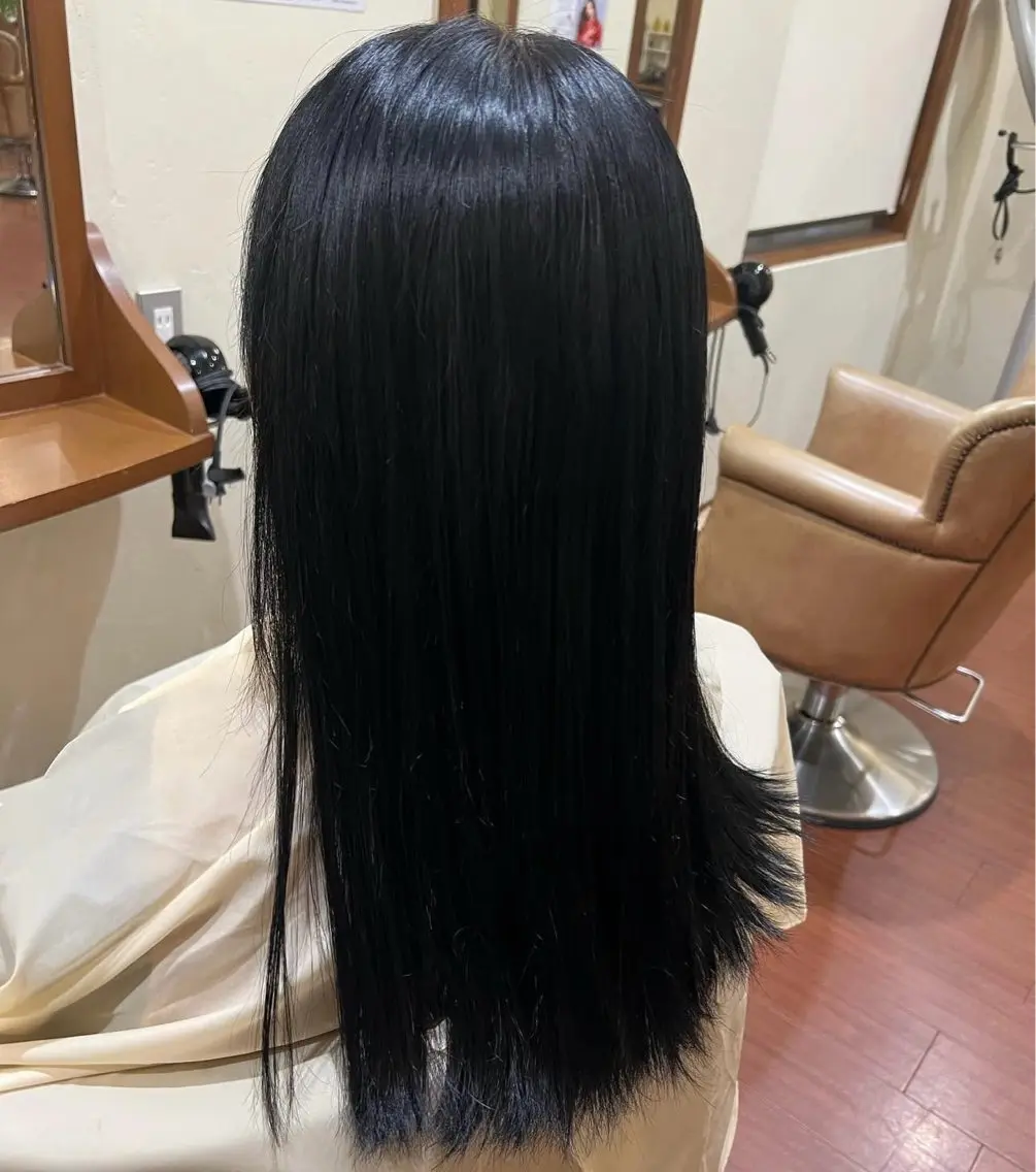 ロング カラー デザインカラー ハイライトカラー ハイトーンカラー ハイライト terra🌈大久保 睦美のヘアスタイル