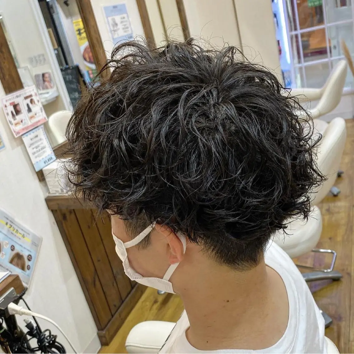 ショート パーマ メンズ 原田 涼矢のヘアスタイル