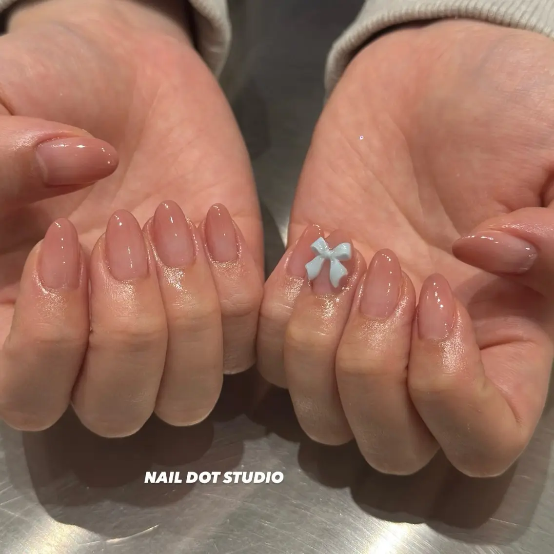 ネイル ハンドネイル NAILDOTSTU DIO SEINAのネイルデザイン