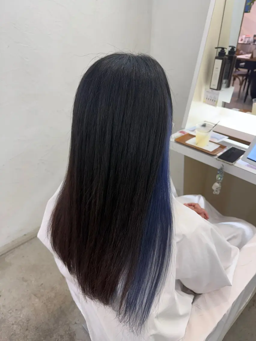 ロング カラー ブリーチ インナーカラー Hikari／暖色／ ブラウンカラー🤍のヘアスタイル