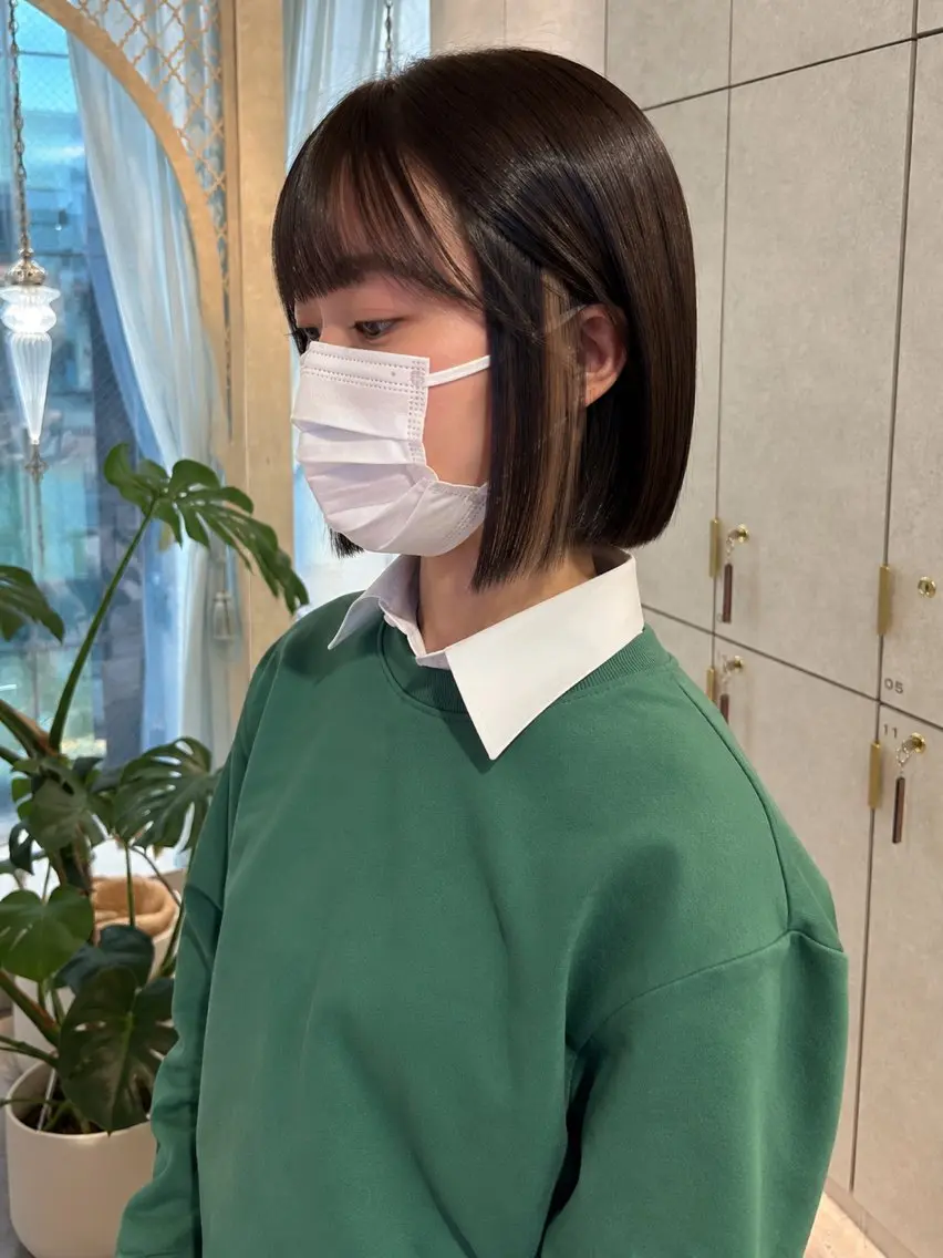 ミディアム Bob/ダブルカラー サナのヘアスタイル
