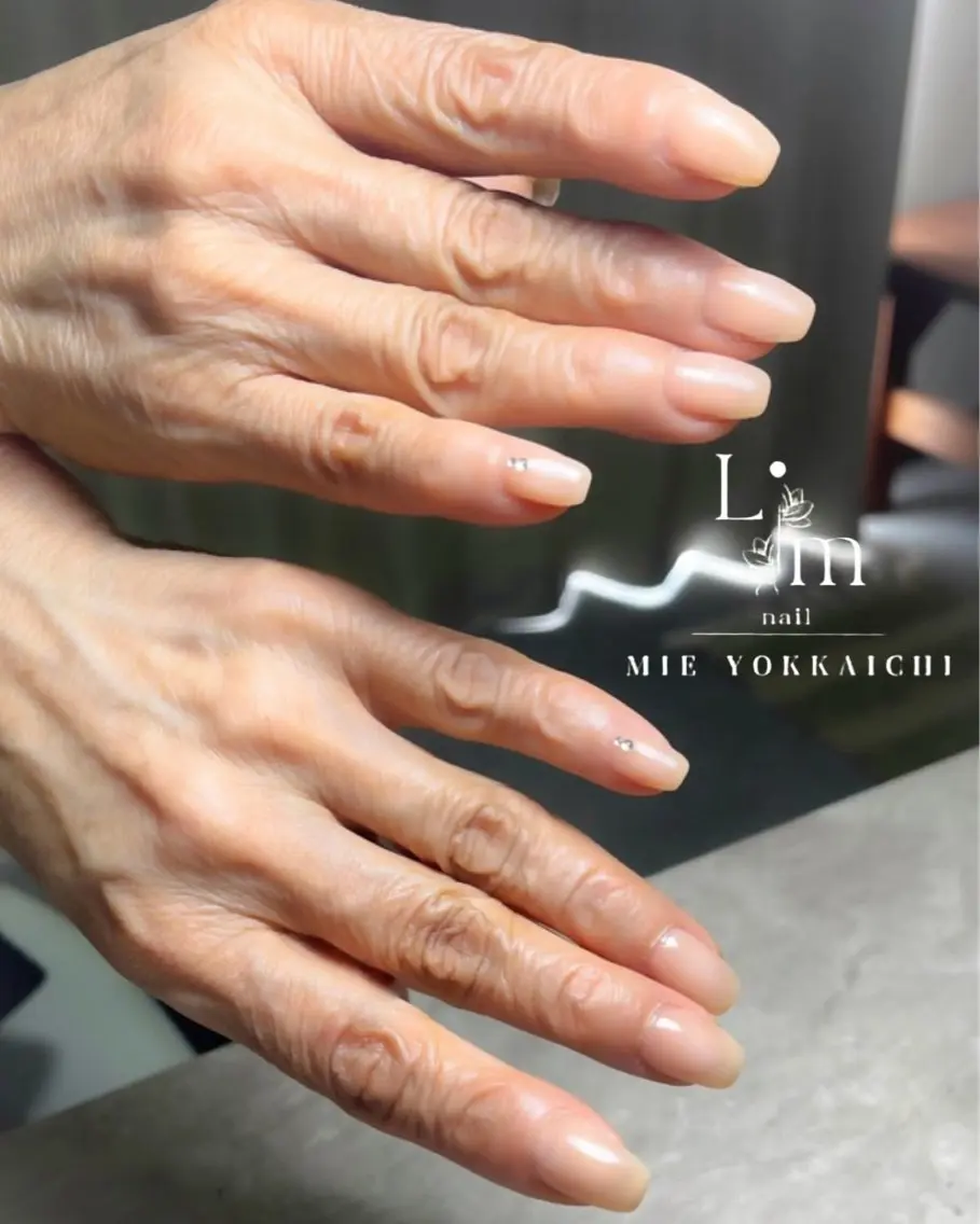 ネイル オフィスネイル Li.m nail リム ネイルのネイルデザイン