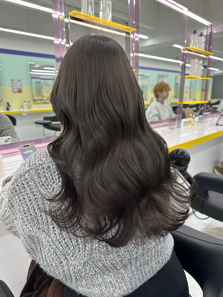 カラー カット ヘアカラー トリートメント ブリーチ縮毛矯正加藤 韓国ヘア🫧のヘアスタイル