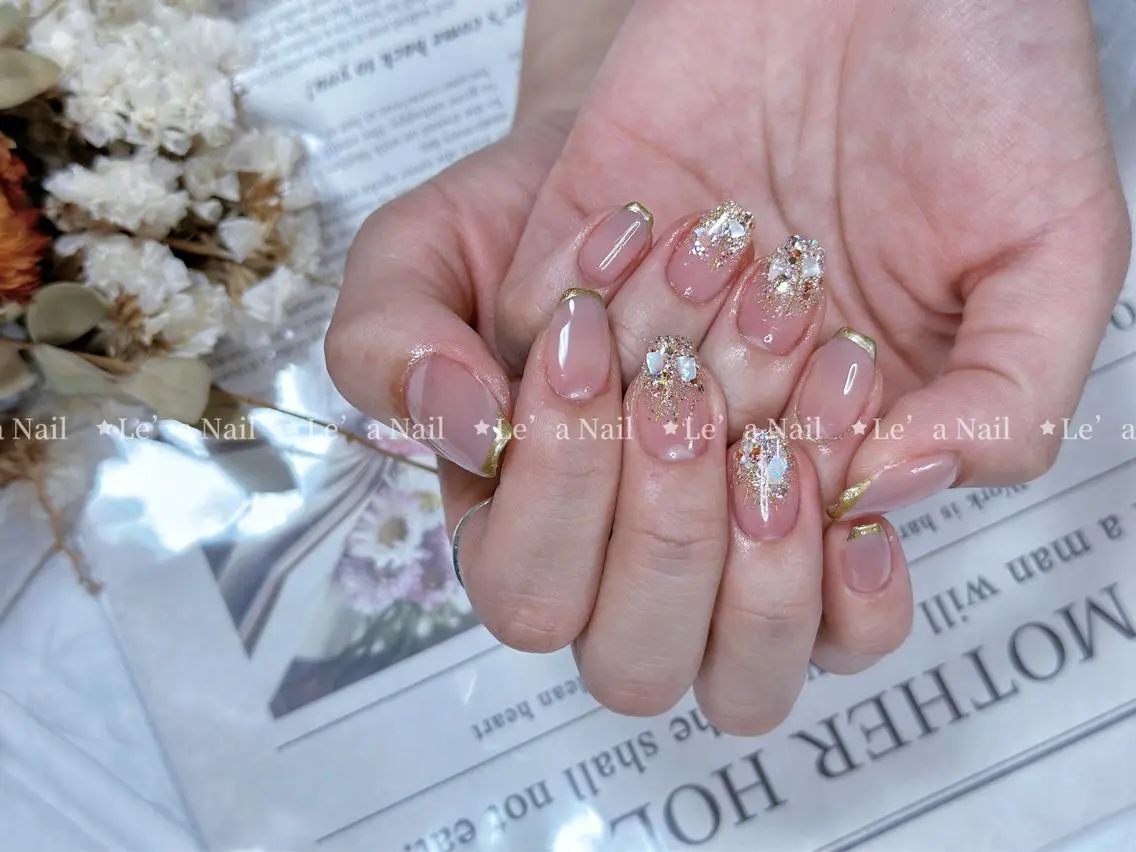 ミディアム カラー ネイル Le’a NailSalonのネイルデザイン