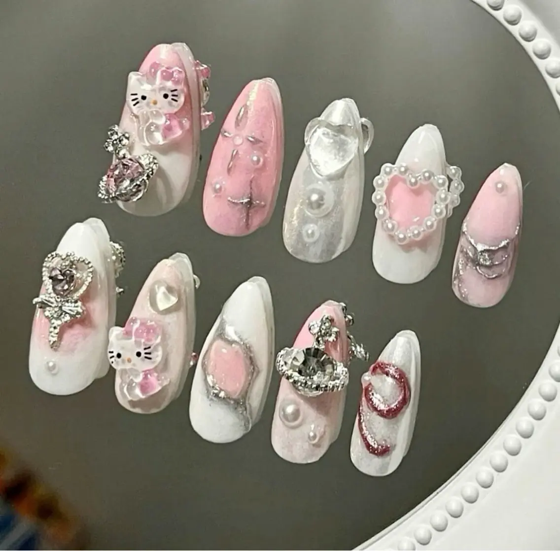 ネイル ハンドネイル Blingg NailStudioのネイルデザイン