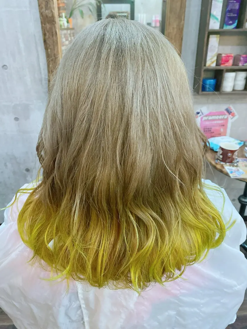 ミディアム ヘアカラー トリートメント higashi chiriのヘアスタイル