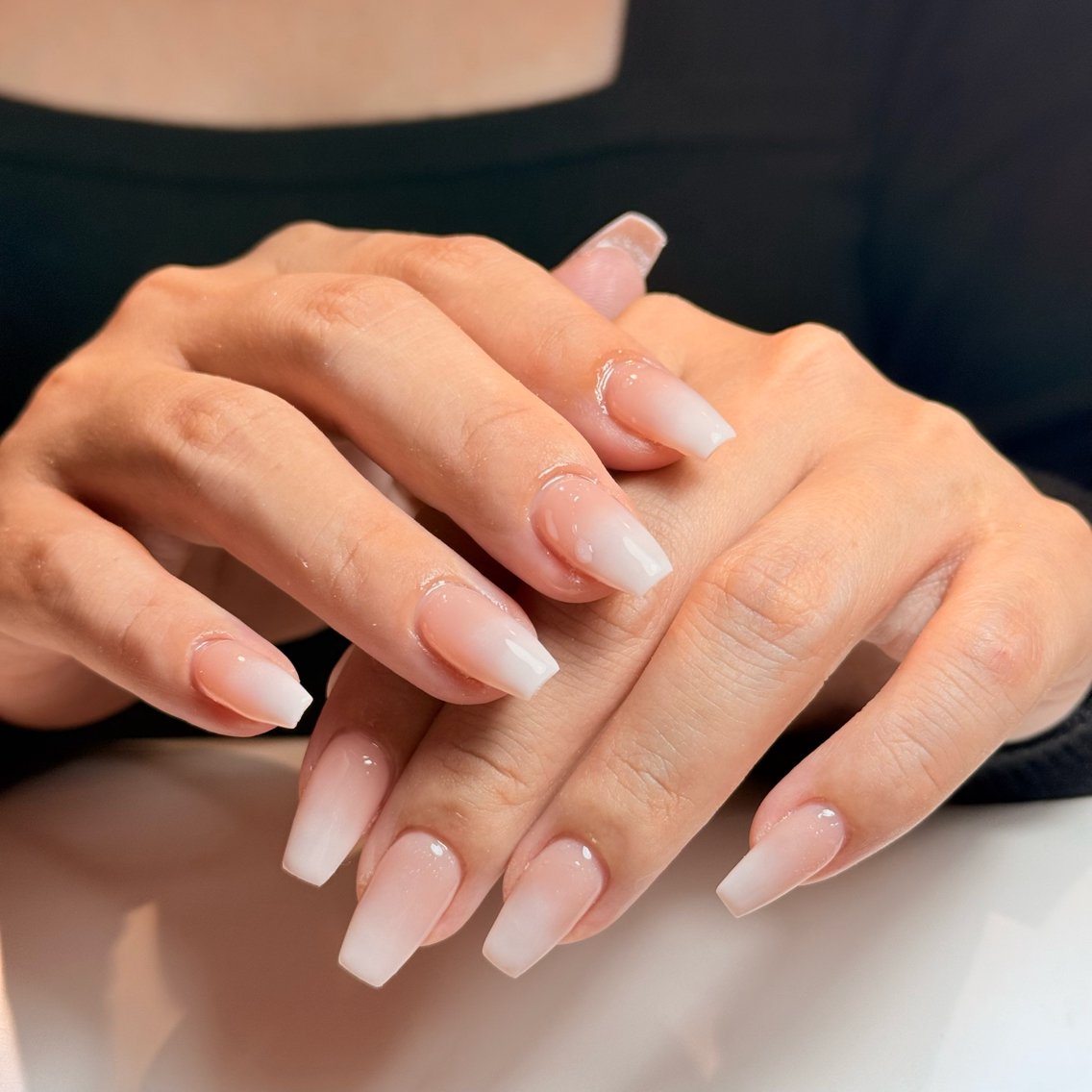 ネイル アートネイル チークネイル フレンチネイル グラデーション キラキラネイル ハンドネイル Risa_ Nailのネイルデザイン