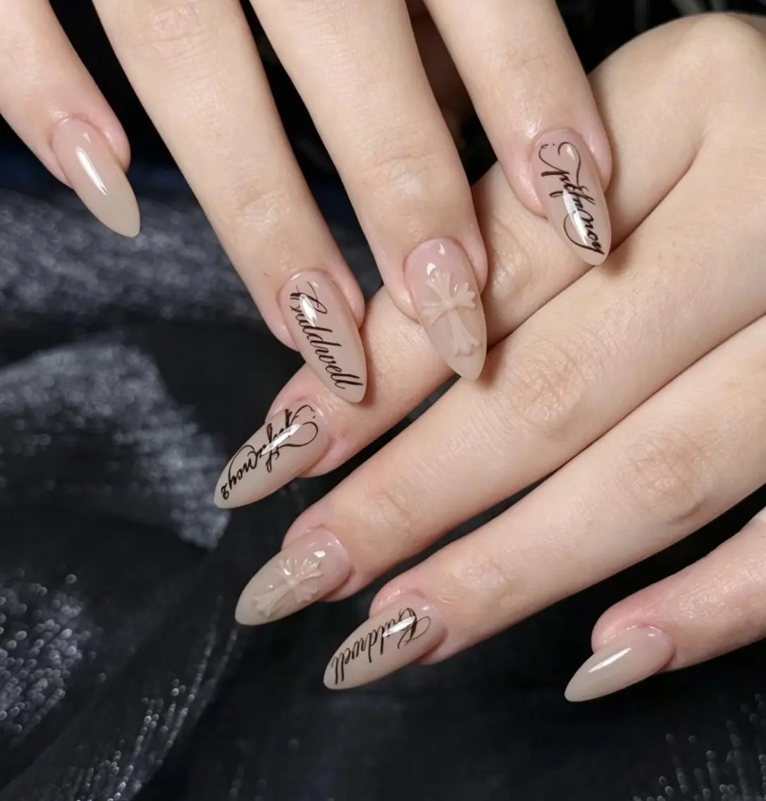 ネイル ハンドネイル 🎀 UU_nailのネイルデザイン