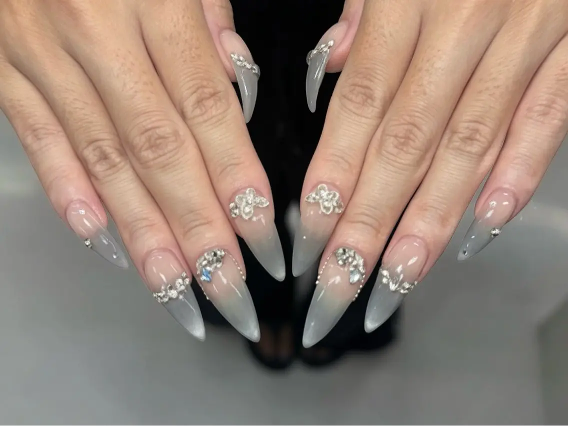 ネイル ハンドネイル NABI NAIL miharu🖤のネイルデザイン