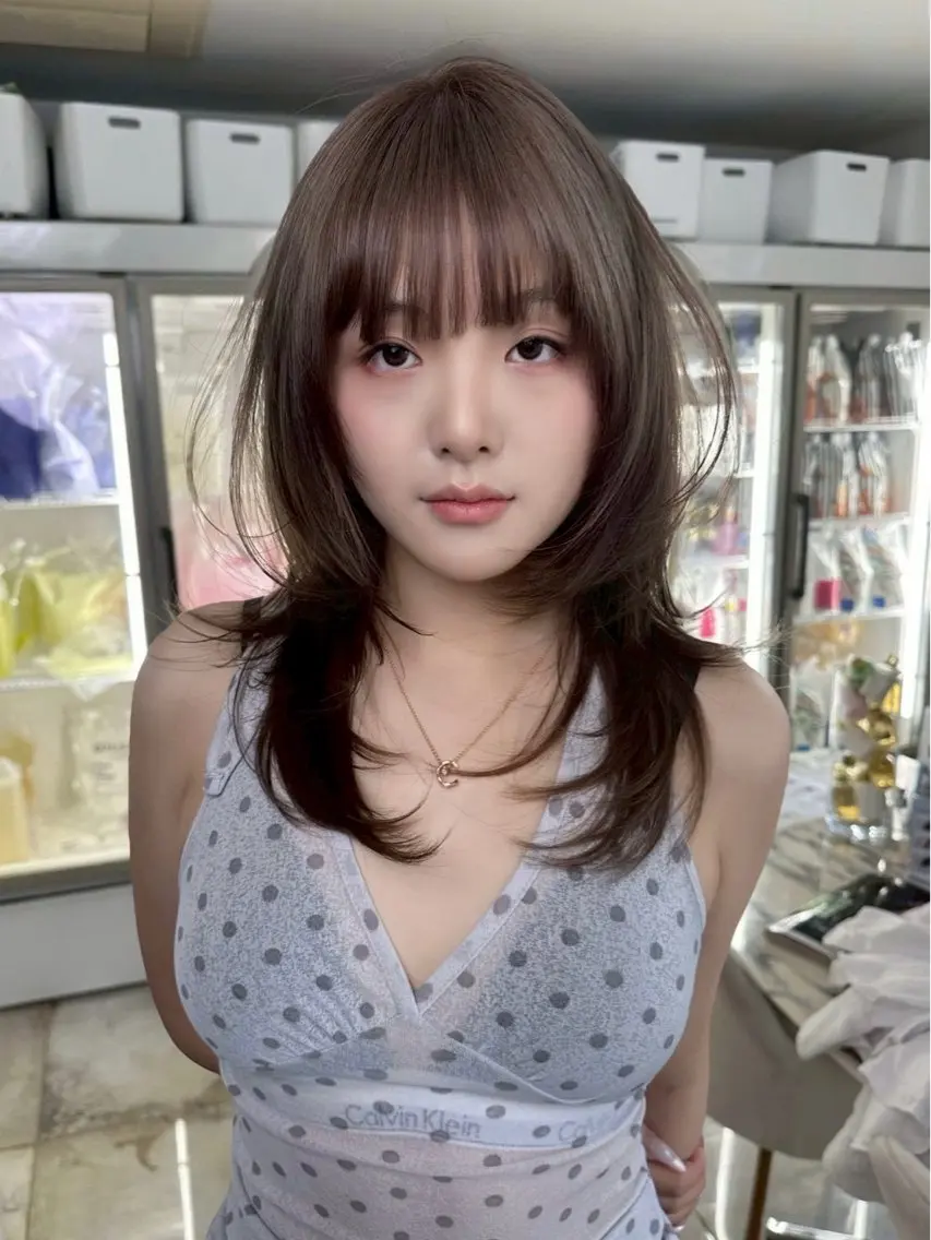 ミディアム カット ヘアカラー トリートメント ‎🤍髪質改善‎🤍 レイヤーカット‎🤍のヘアスタイル