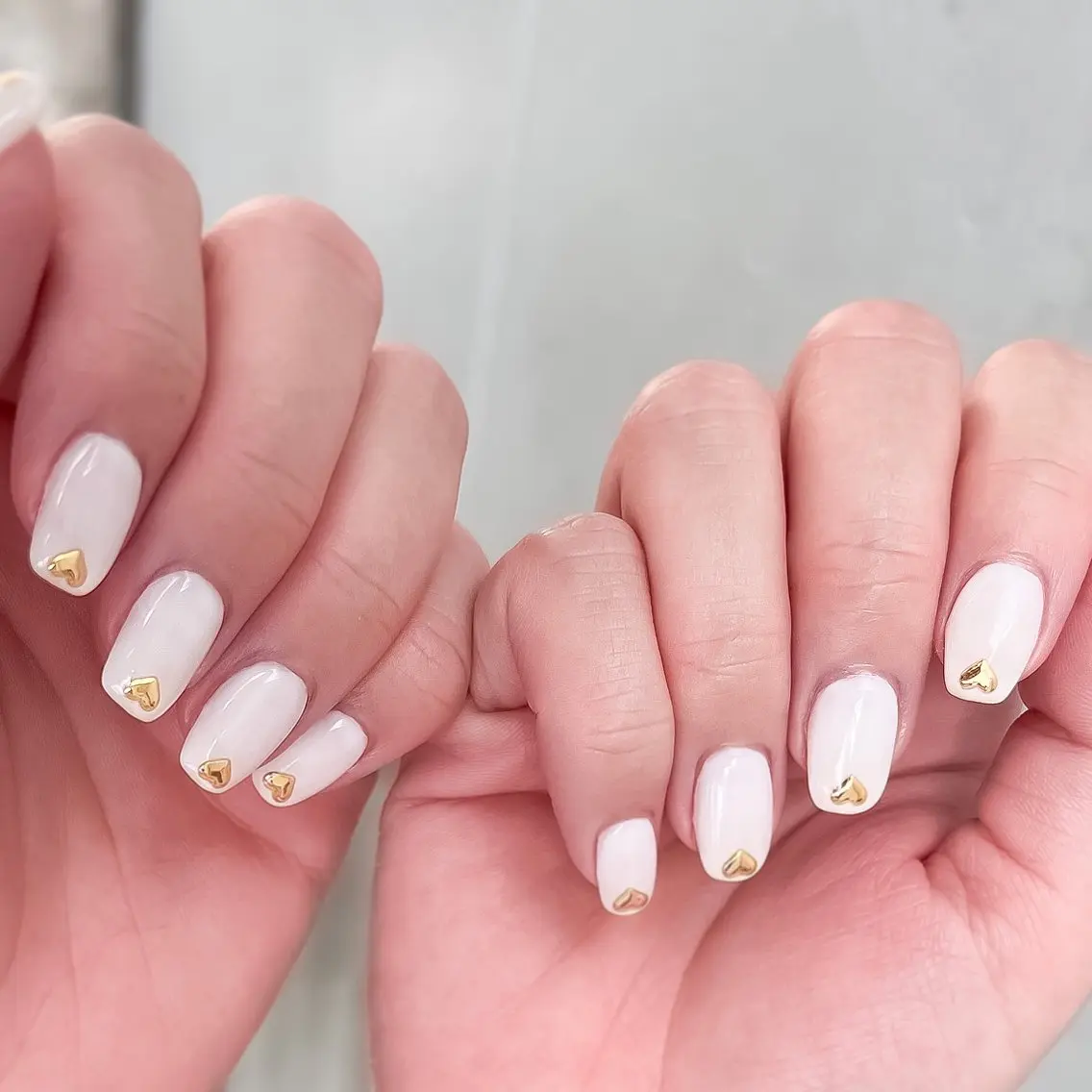 ネイル アートネイル ハート ワンカラーネイル スクエアネイル ストーンネイル pointillé .ayaのネイルデザイン