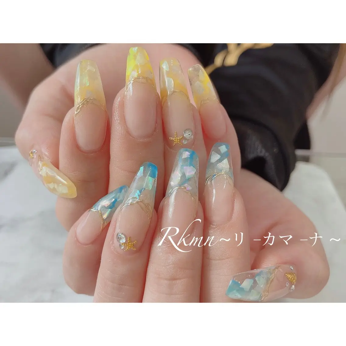 ネイル アートネイル ブルー フレンチネイル ミラーネイル ニュアンスネイル ハンドネイル フットネイル ハンドケア Rkmn ~リ-カマ-ナ~のネイルデザイン