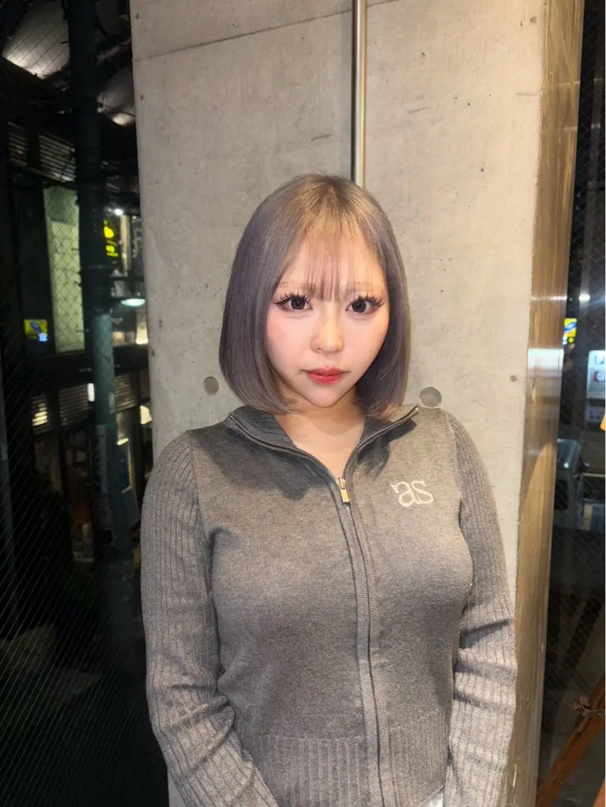 ショート カット ヘアカラー ANDREY RISAのヘアスタイル