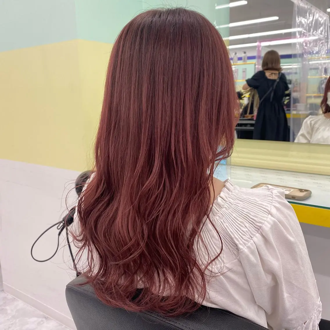 セミロング カラー ヘアアレンジ ヘアカラー トリートメント mai🍑暖色カラー /レイヤー💖のヘアスタイル