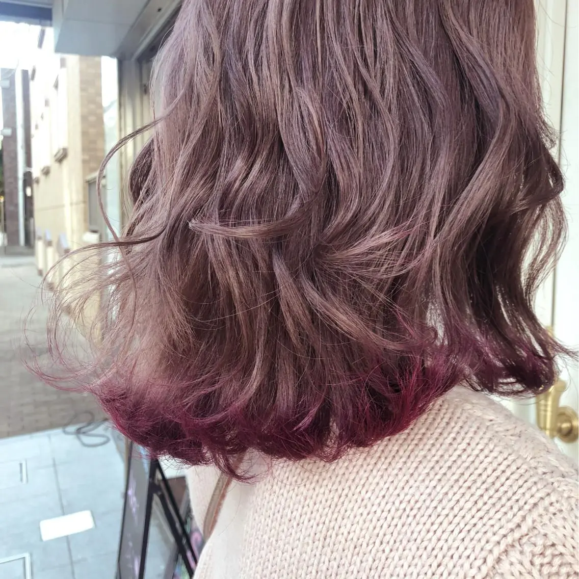 ミディアム カラー ブリーチ ラベンダーカラー ラベンダーピンク ピンクカラー 櫻井 愛弓のヘアスタイル
