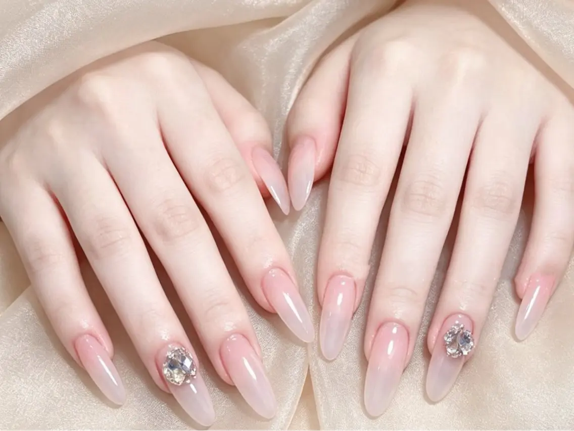 💕チップ長さ出し+持ち込みデザイン(デザイン2本まで) ¥12500の写真