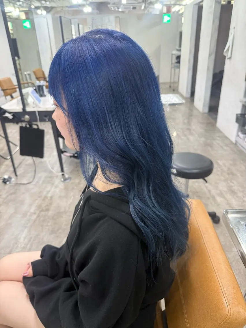 カラー ブルーカラー 韓国ヘア✨グレージュ カラーasamiのヘアスタイル